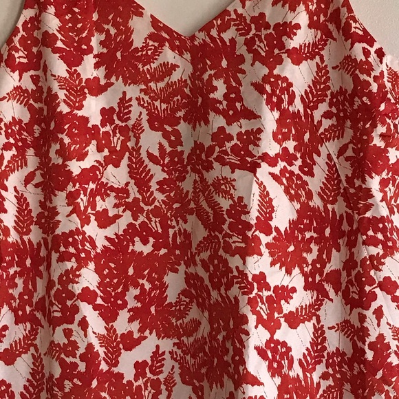 Chic Patterned Cami - Picture 2 of 2